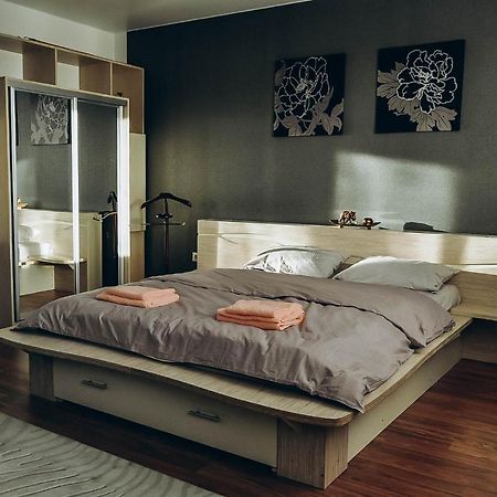 Apartment Pinsk Eksteriør bilde